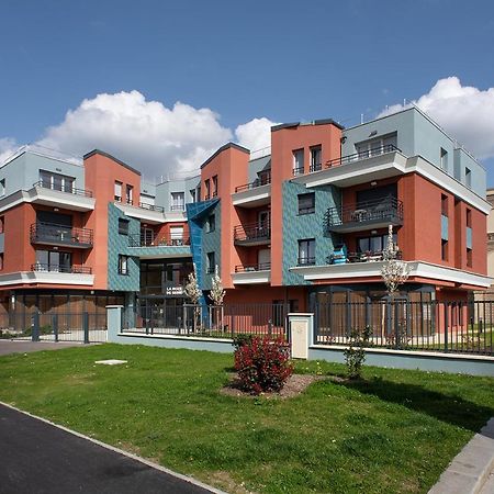 Domitys La Roze De Seine Aparthotel Saint-Aubin-les-Elbeuf Bagian luar foto