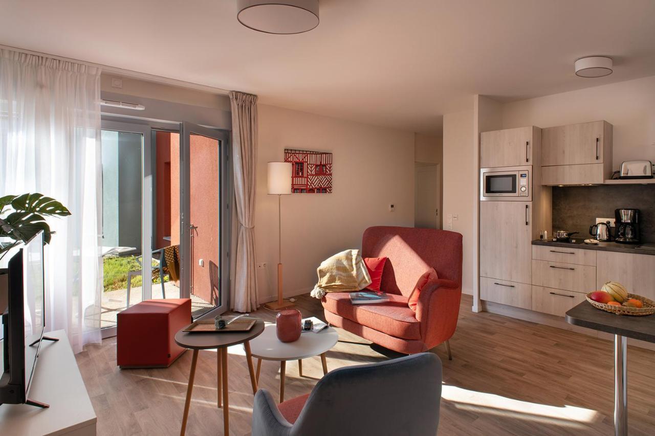 Domitys La Roze De Seine Aparthotel Saint-Aubin-les-Elbeuf Bagian luar foto